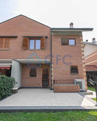 Villetta a schiera di 164 m² con 5 locali e box au