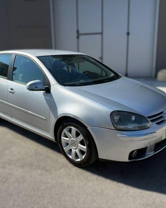 VW GOLF 5 1. TDI 2005 12 MESI DI GARANZIA