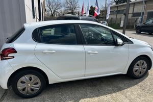 Peugeot 208 BlueHDi 75 5 porte Allure