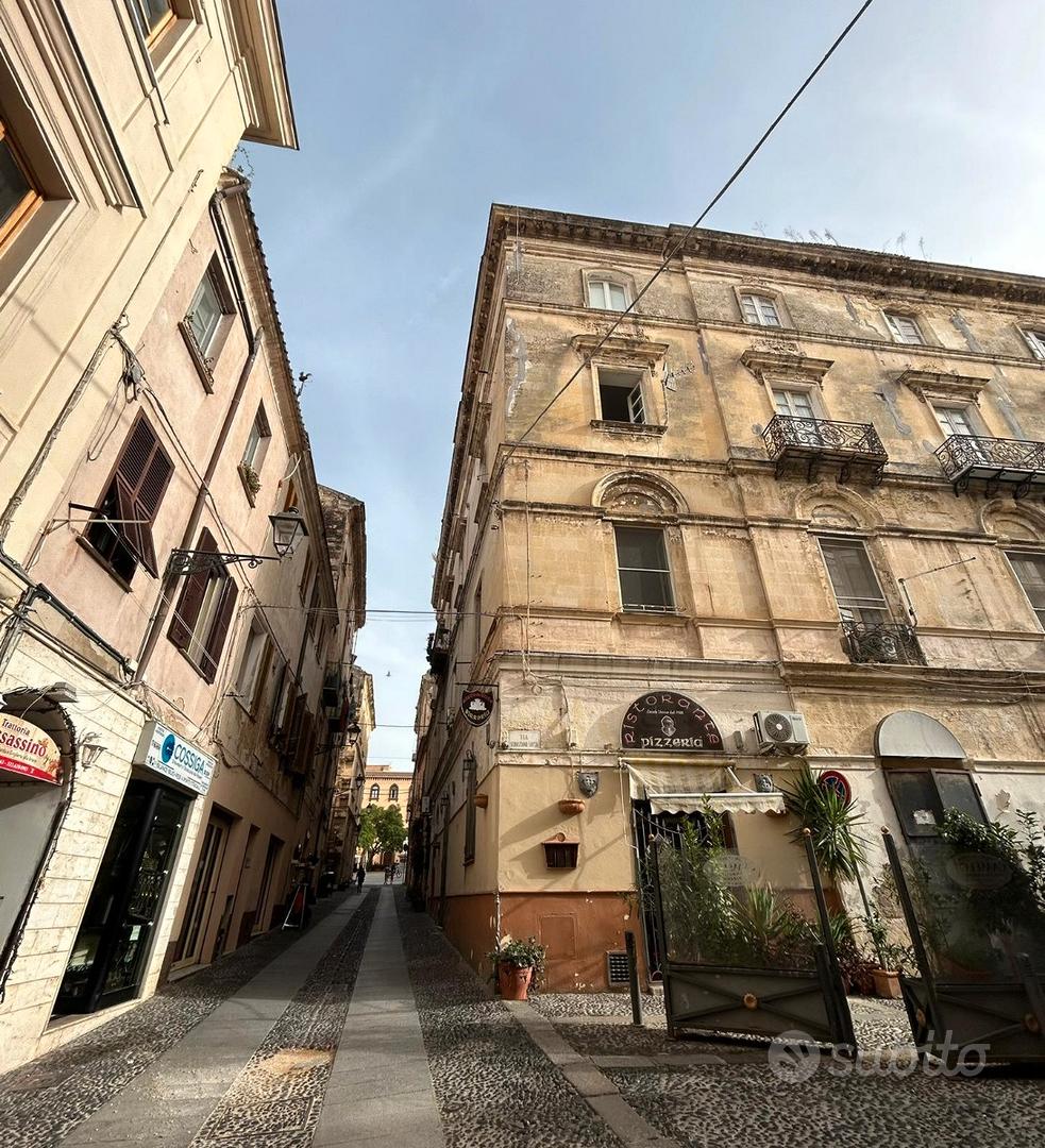 Appartamento via Satta angolo via Pettenadu