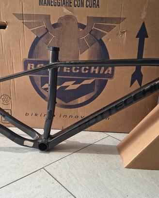 Telaio Bottecchia Carbonio Monoscocca Superlight 