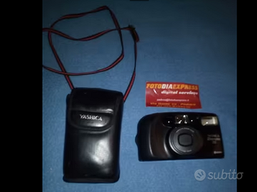 Macchina fotografica kyocera yashica via guizza