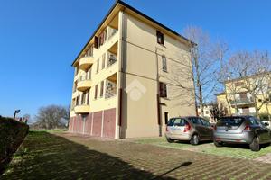 2 LOCALI A REGGIO NELL'EMILIA