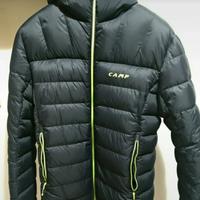 Giacca in vero piumino d'anatra color nero e lime.