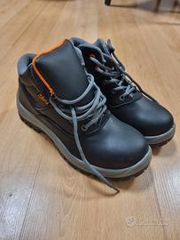 Scarpe antinfortunistiche