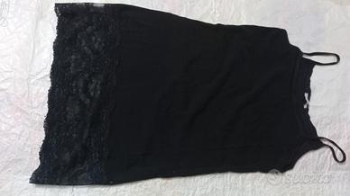 Vestitino con balza in pizzo