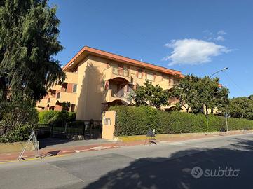 4 LOCALI A DIANO MARINA