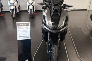 Honda ADV 350