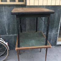 2 tavoli pieghevoli vintage d’antiquariato 1900-50