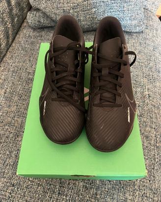 Scarpe da calcio NIKE Mercurial misura 37,5