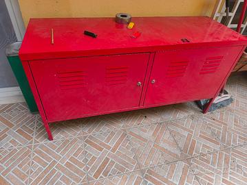 Mobiletto Ikea Ps in metallo rosso industrial