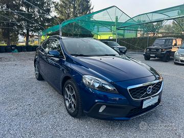 Volvo V40 Cross Country D2 Ocean Race