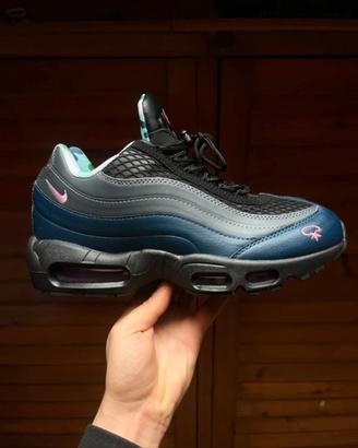 Air Max 95 x Corteiz Pink Boem