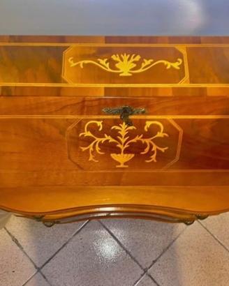 Cassettiera con scrivania a ribalta