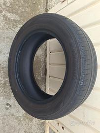 Una gomma Yokohama BluEarth-A AE-50 205/55R16 91V
