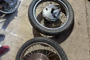 Coppia ruote suzuki gt 380 550