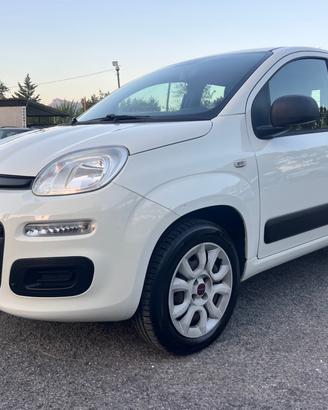 Fiat Panda 0.9 TwinAir Turbo Natural Power Lounge