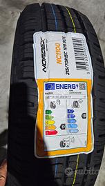 2 Pneumatici 215/70 R15 Nordexx Nc1100 Van - Caric