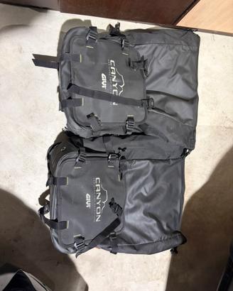 Givi canyon per Tenere 700