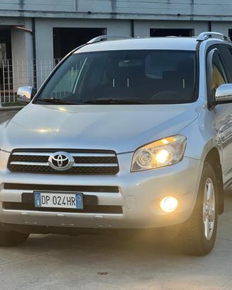 Toyota RAV 4 RAV4 2.2 D-4D 136 CV