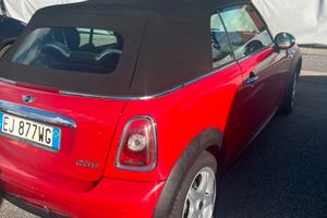 Mini Cooper Cabrio €10.000