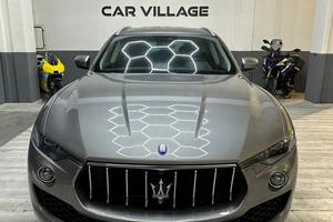 Maserati Levante V6 430cv awd