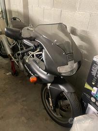 Ducati 750 Sport i.e. anno 2001