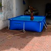 piscina con filtro a sabbia