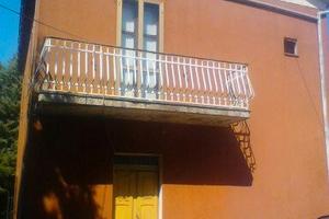 Terreno con rustico e garage