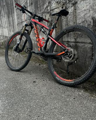 Bicicletta biammortizzata