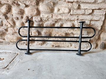 Griglia divisoria auto