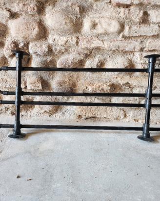 Griglia divisoria auto