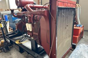 Gruppo elettrogeno iveco 300 kva