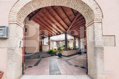 Rifinita Casa di corte stile campidanese