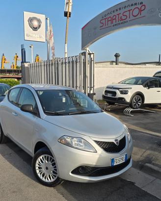 Lancia Ypsilon 0.9 TwinAir 85 CV 5 porte Metano Ec