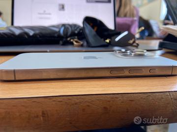 iPhone 15 Pro 128GB – Vetro rotto, perfetto