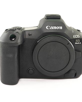 CANON EOS R5 Mark II - 7.740 Scatti