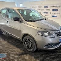 LANCIA Ypsilon 1.0 FireFly Hybrid Silver Plus -