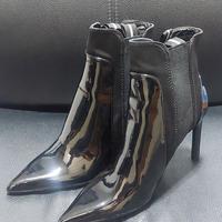 Scarpe Bershka NUOVE 35 nero lucido