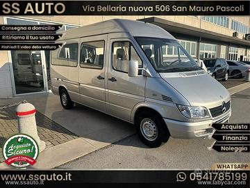 Sprinter K35/28 208 CDI Kombi