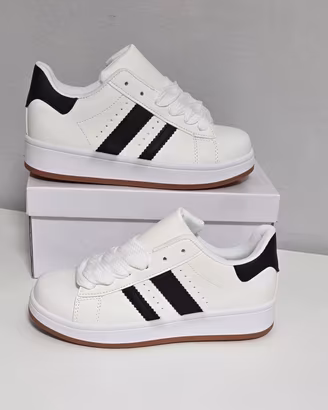 Sneakers donna. Taglia 37