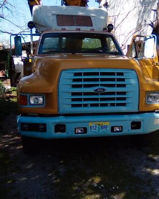 Ford F800 ASI gru 11mt USA 4x2 TD CUMMINS 5.9