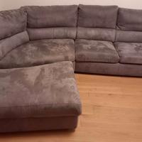 Divano angolare 3 posti con pouf