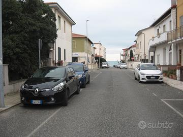 Trilo p.terra a 100 metri dal mare centrale