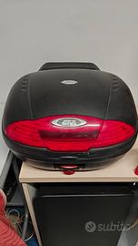 Bauletto GIVI + Staffa