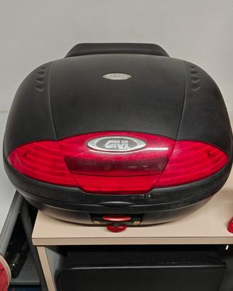 Bauletto GIVI + Staffa