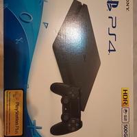 PS4 Slim 500 GB Come Nuova + 2 Giochi