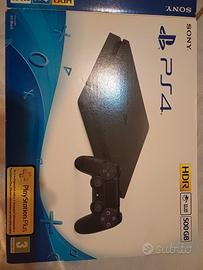 PS4 Slim 500 GB Come Nuova + 2 Giochi