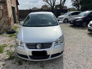 Volkswagen Polo 1.4/80CV TDI 5p. Sportline