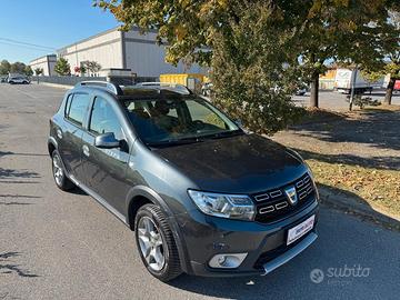 Dacia Sandero Stepway adatta neopatentati